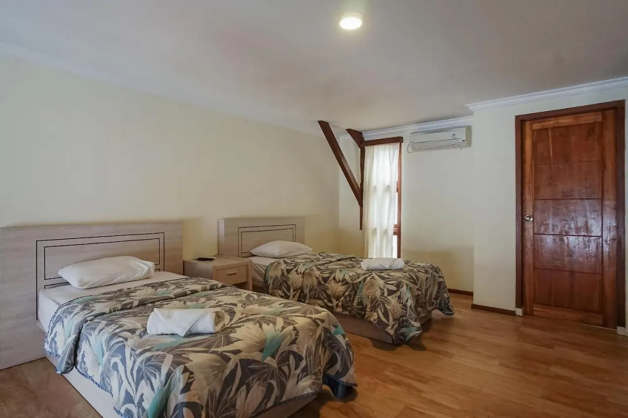 Balitung Villa Seminyak 塞米亚克